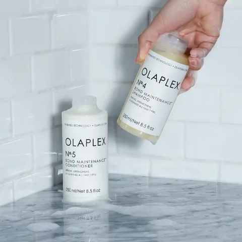 OLAPLEX No.4 shampoo and No.5 conditioner